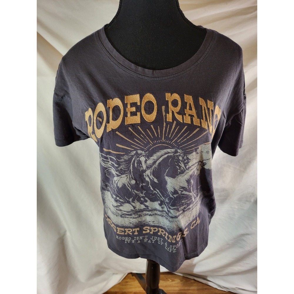 Love Peace & Lazy Days Gray Embroidered Rodeo Tee Shirt Size Small